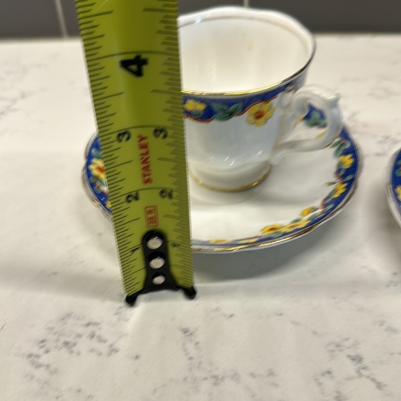 "PRIMROSE" Royal Albert Crown China England 6483 Teacup & Saucer Set of … - Picture 4 of 11